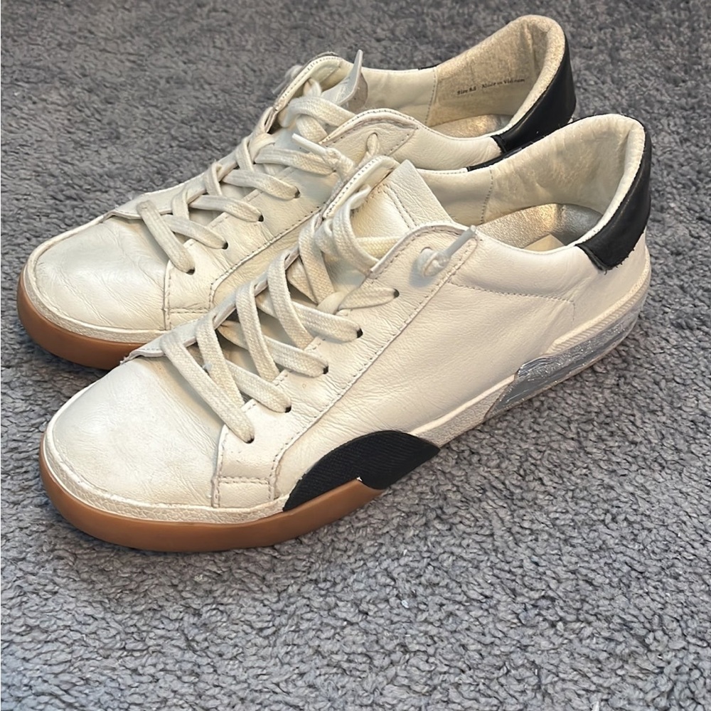 Used Dolce Vita Zina Sneakers